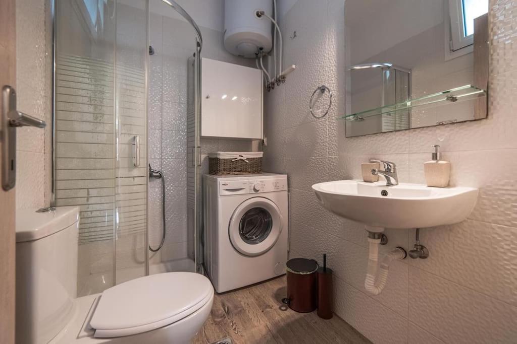 Effie'S Two Bedroom Apartment Anabolu Dış mekan fotoğraf
