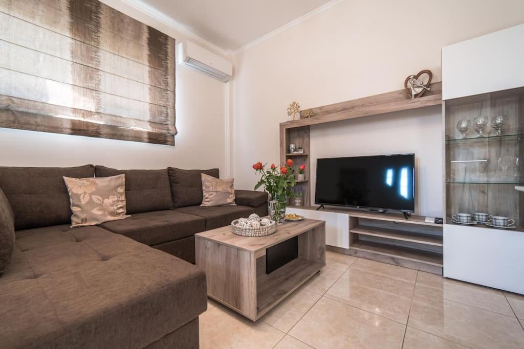 Effie'S Two Bedroom Apartment Anabolu Dış mekan fotoğraf